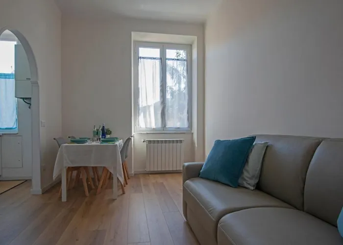 Viabai Con Parcheggio Privato Apartmán *