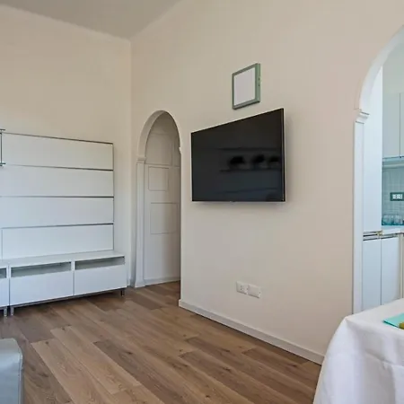 Viabai Con Parcheggio Privato